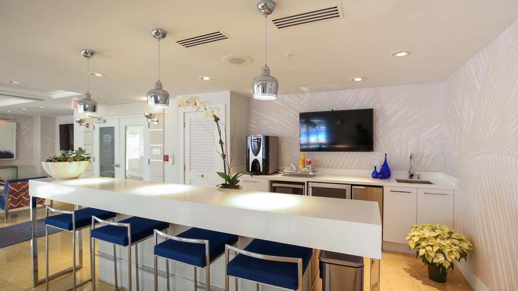 Pelicanstay In Coral Gables Miami エクステリア 写真