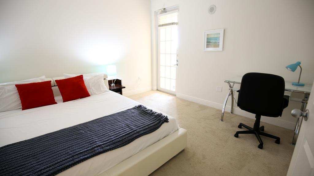 Pelicanstay In Coral Gables Miami エクステリア 写真