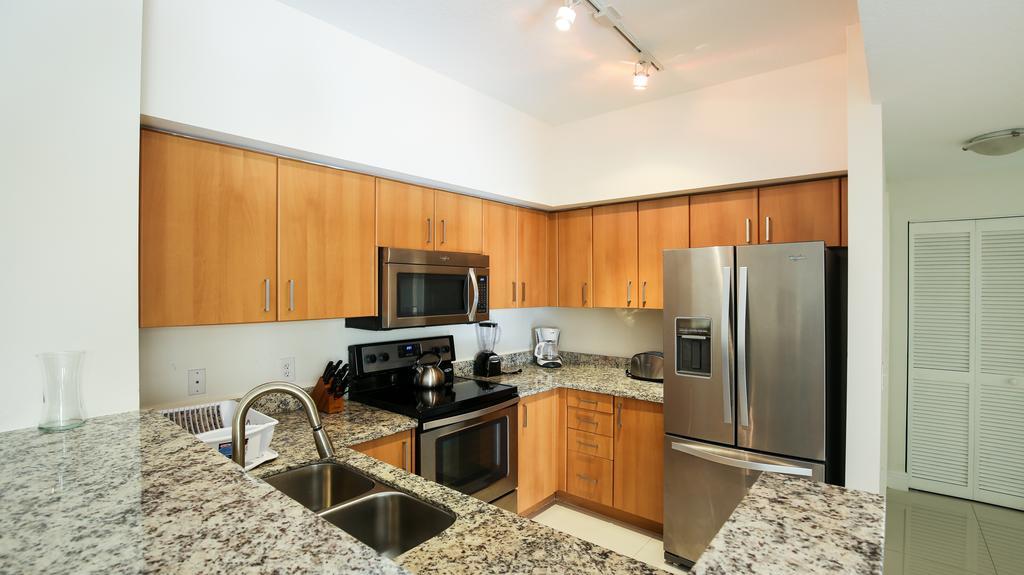 Pelicanstay In Coral Gables Miami エクステリア 写真