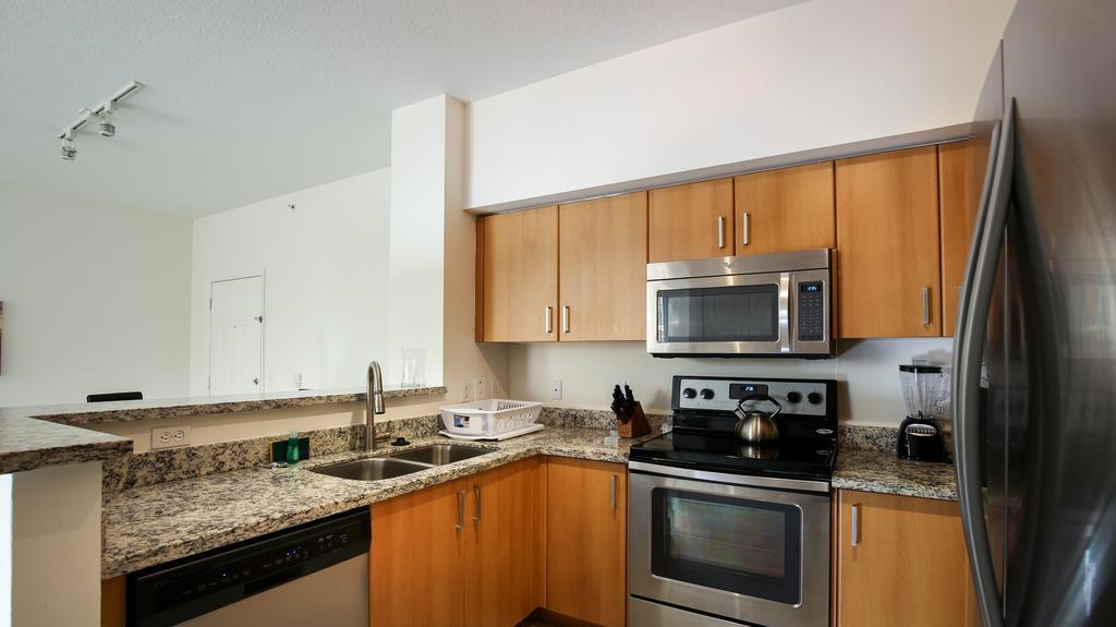 Pelicanstay In Coral Gables Miami エクステリア 写真