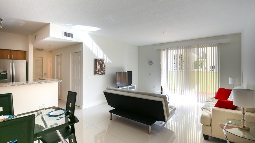 Pelicanstay In Coral Gables Miami エクステリア 写真